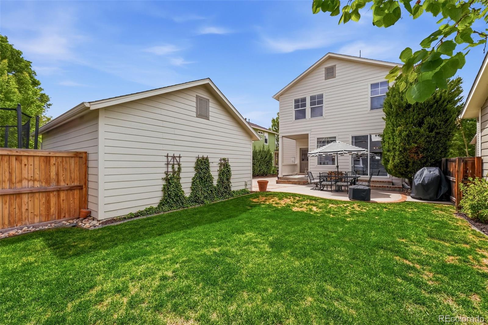 MLS Image #46 for 2356  akron street,denver, Colorado