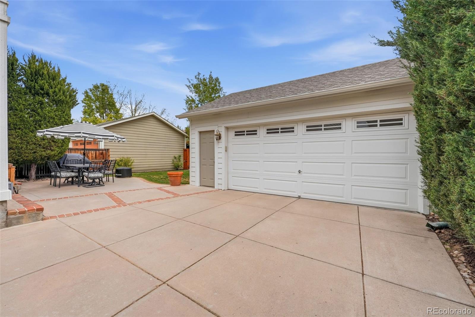 MLS Image #49 for 2356  akron street,denver, Colorado