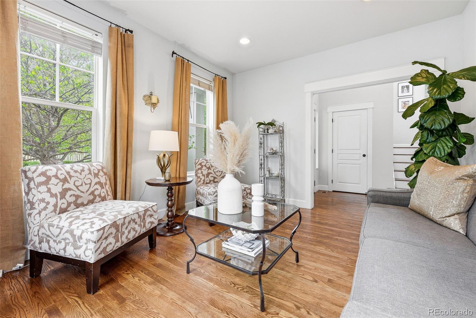 MLS Image #5 for 2356  akron street,denver, Colorado