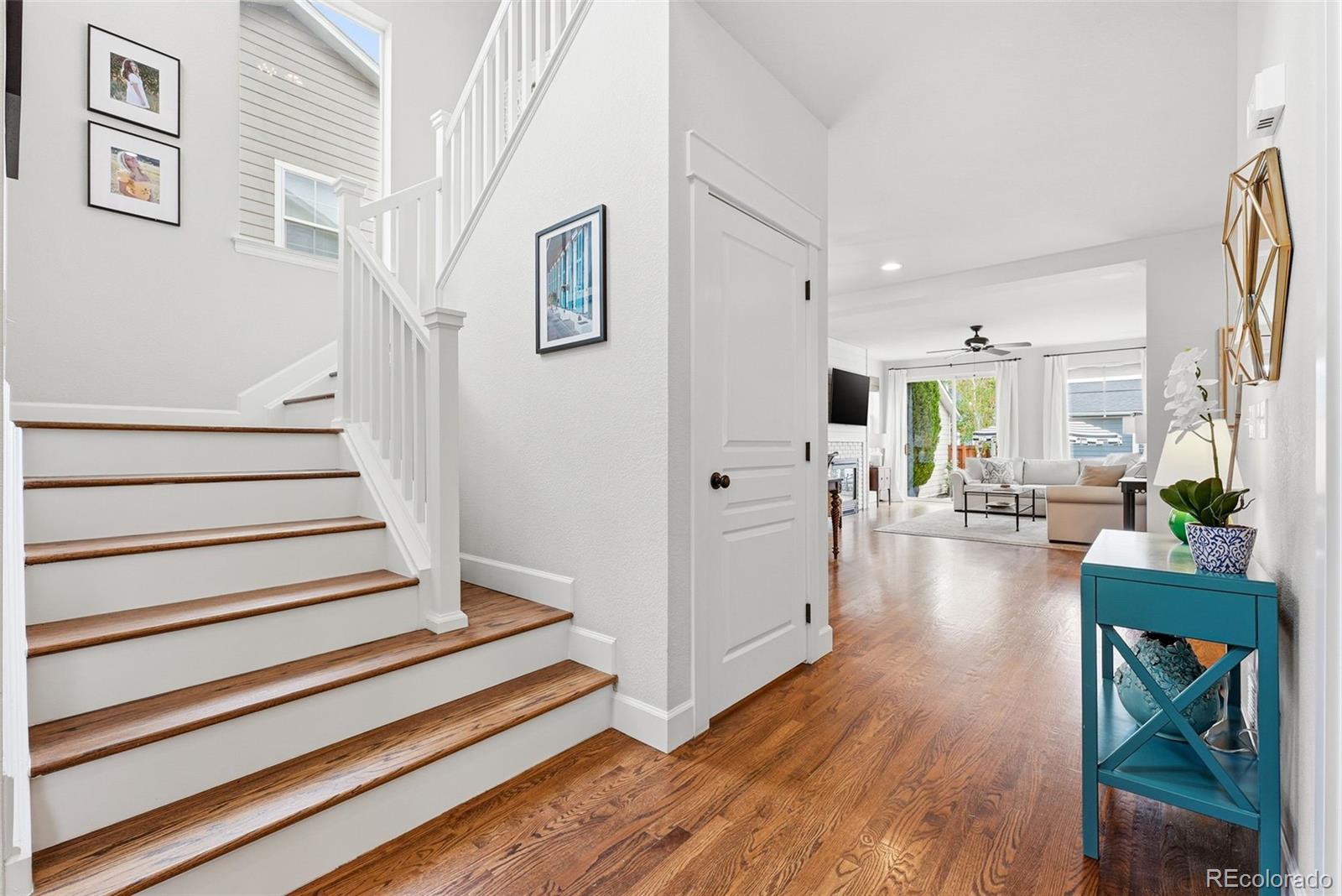 MLS Image #6 for 2356  akron street,denver, Colorado