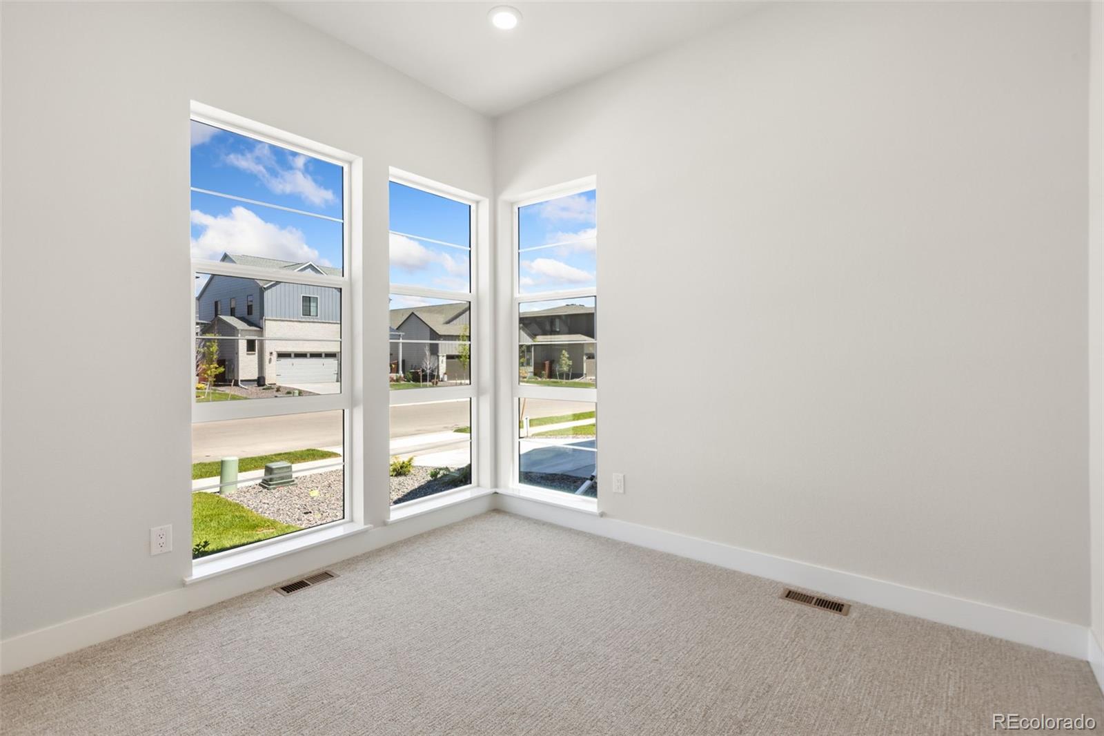 MLS Image #6 for 1657  winter glow drive,windsor, Colorado