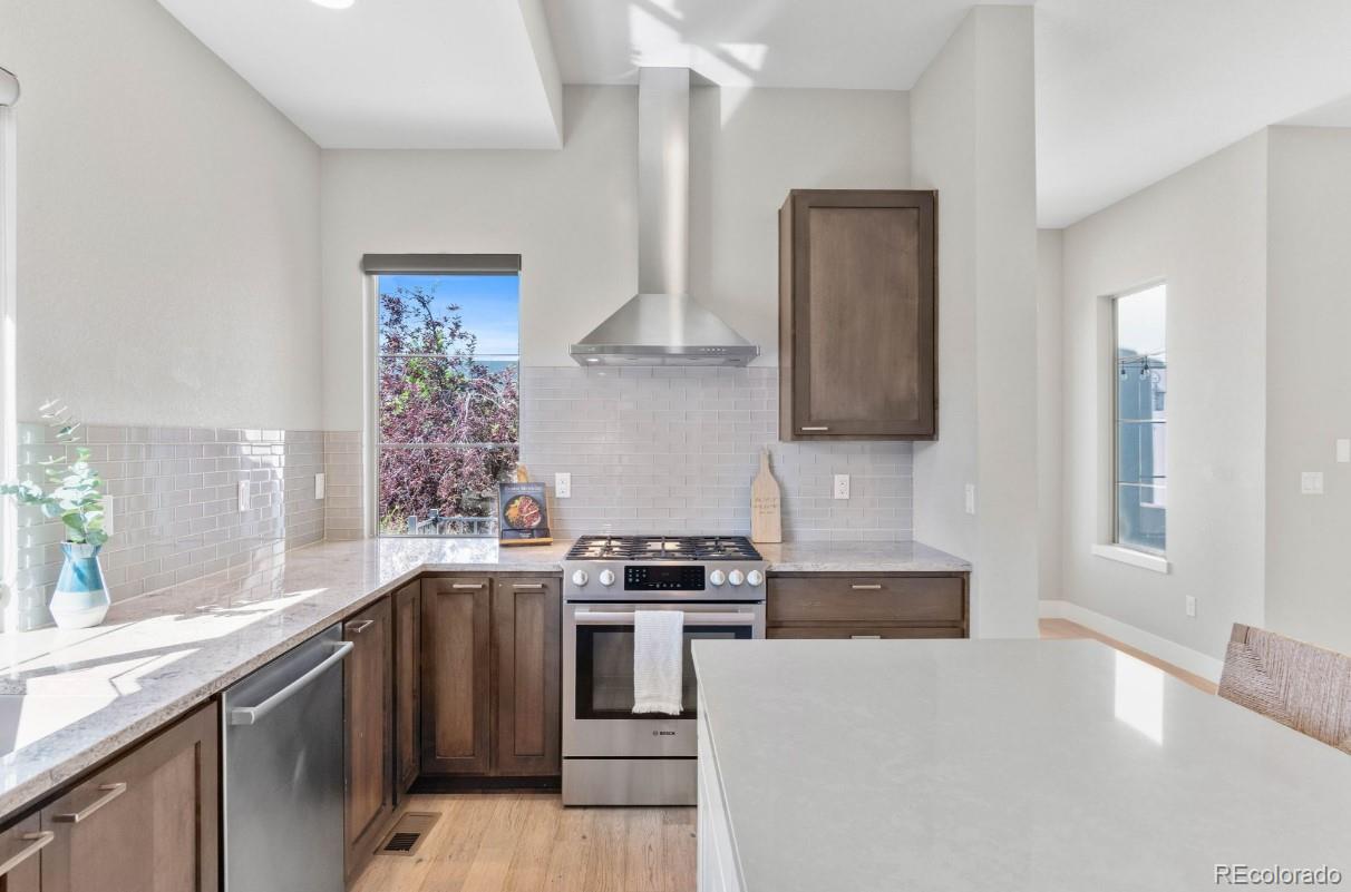MLS Image #8 for 15525 w la salle avenue,lakewood, Colorado