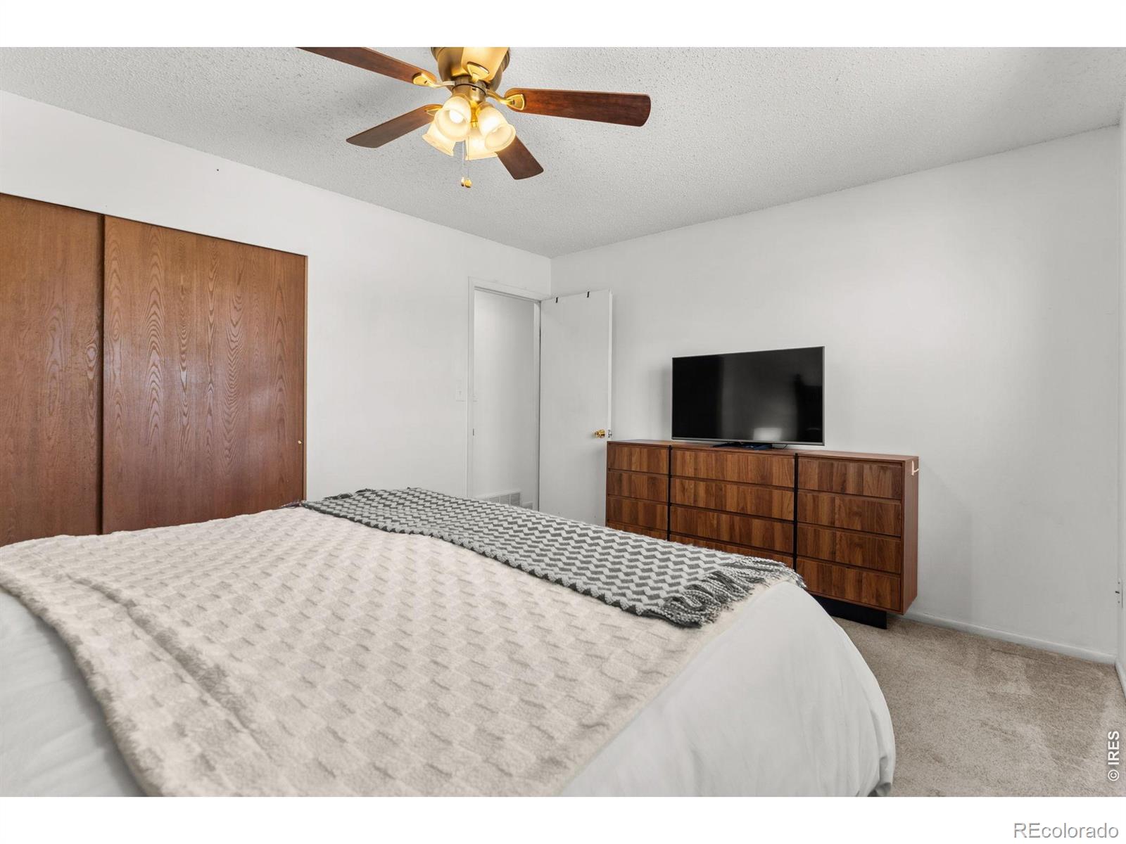 MLS Image #13 for 3301  camelot drive,fort collins, Colorado