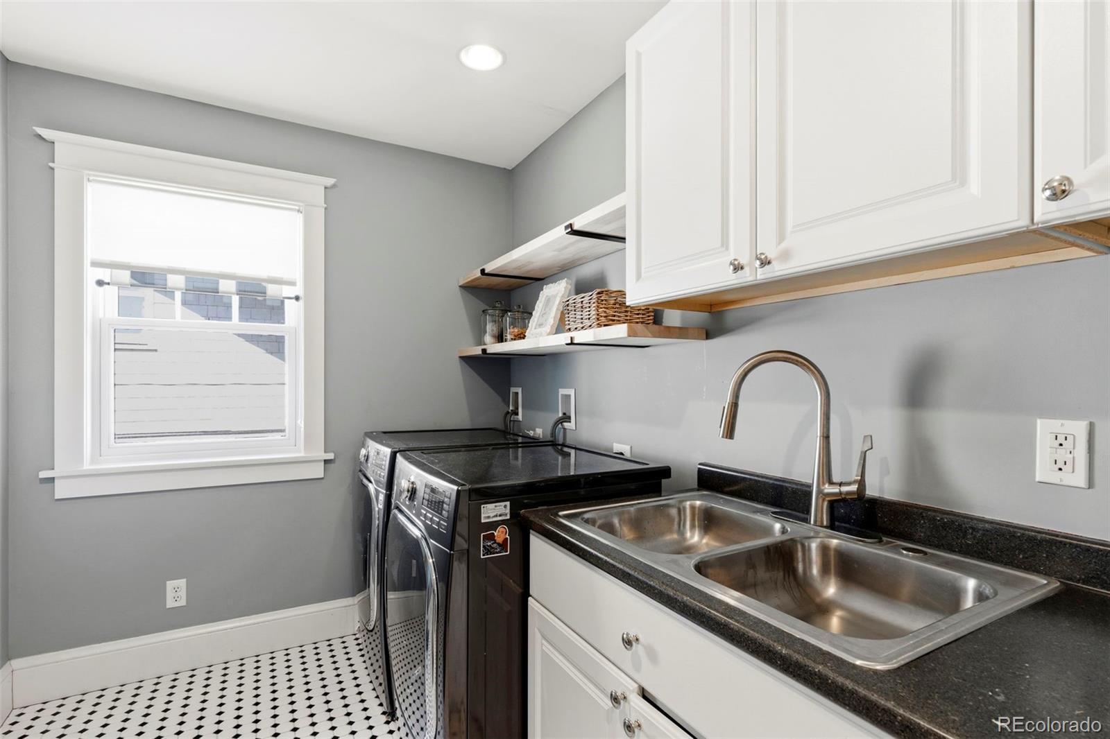 MLS Image #40 for 1724 n albion street,denver, Colorado