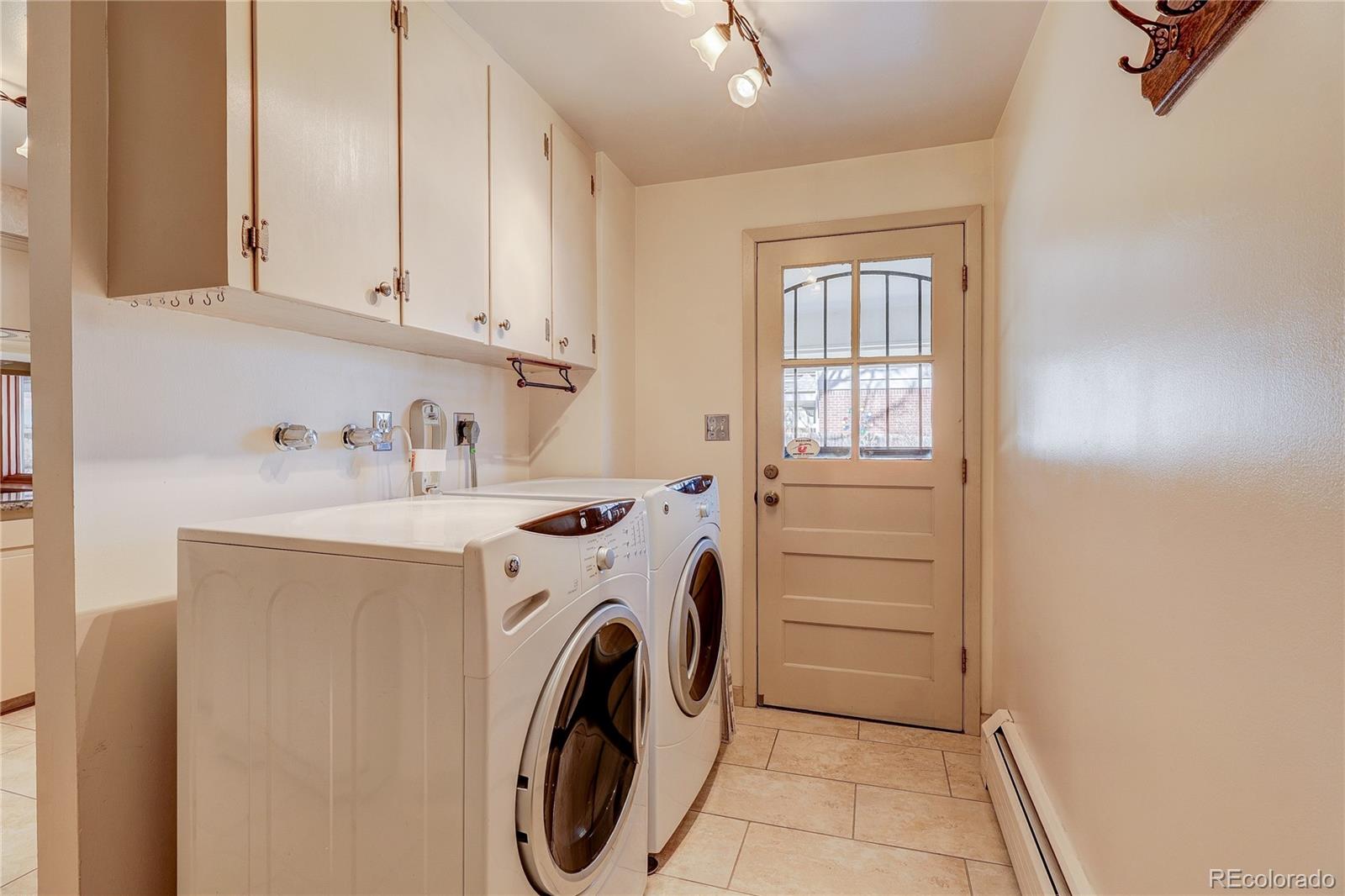 MLS Image #29 for 3701 s peach way,denver, Colorado