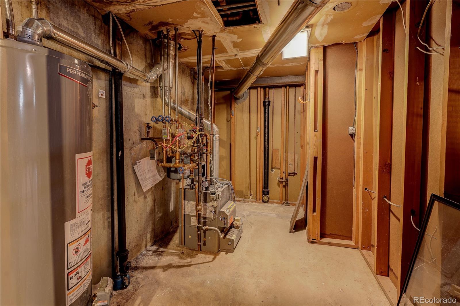 MLS Image #38 for 3701 s peach way,denver, Colorado