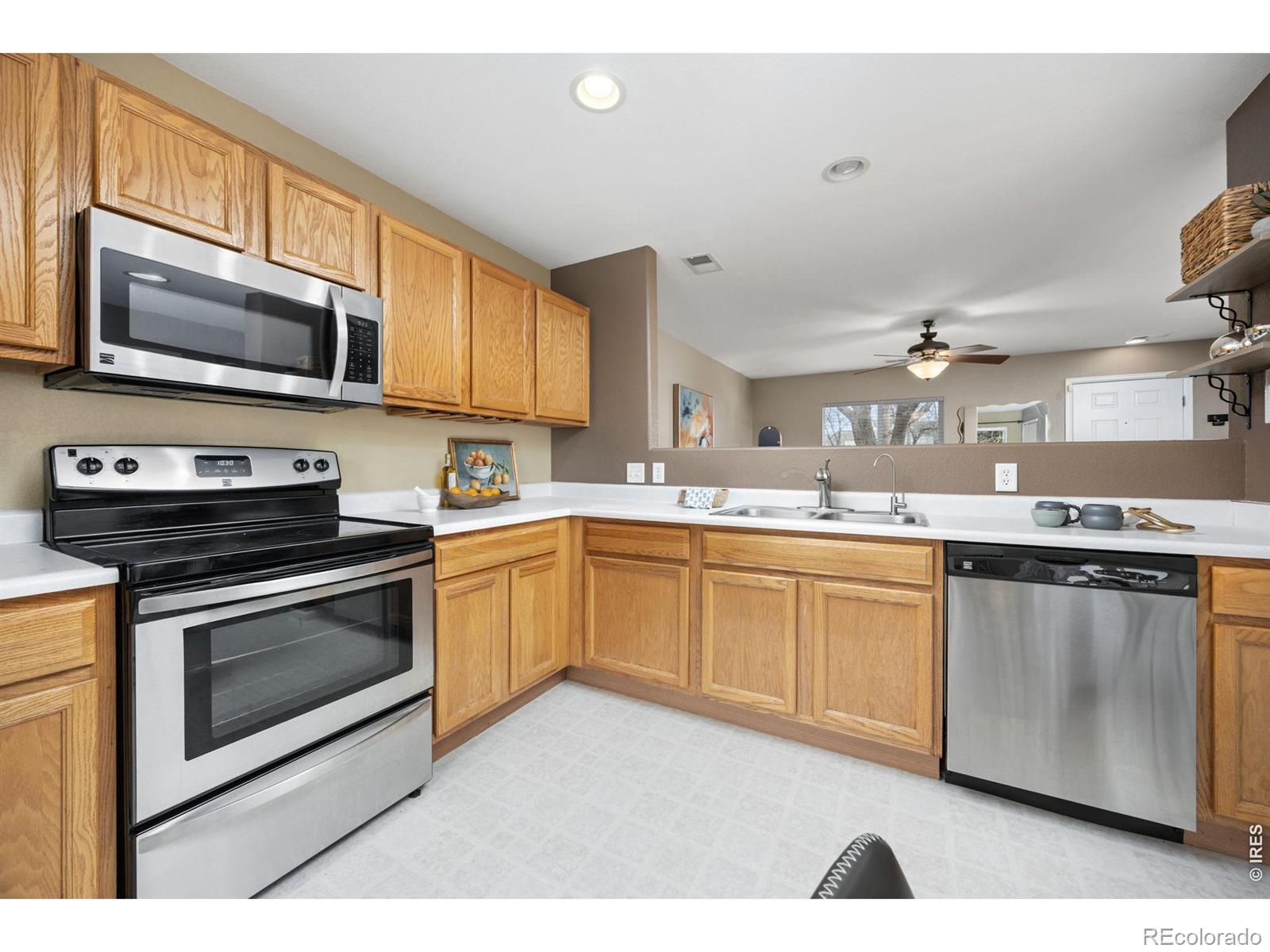 MLS Image #11 for 3487  warren farm drive,fort collins, Colorado