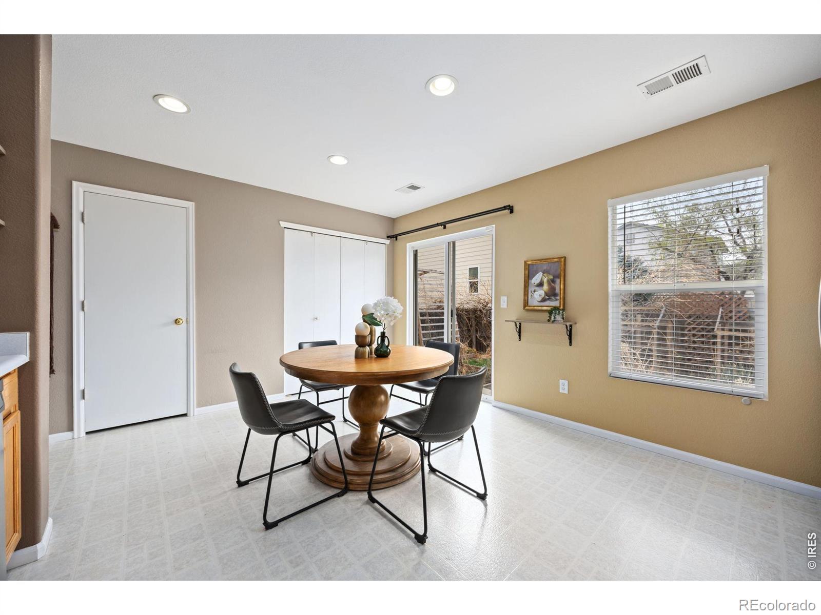 MLS Image #12 for 3487  warren farm drive,fort collins, Colorado