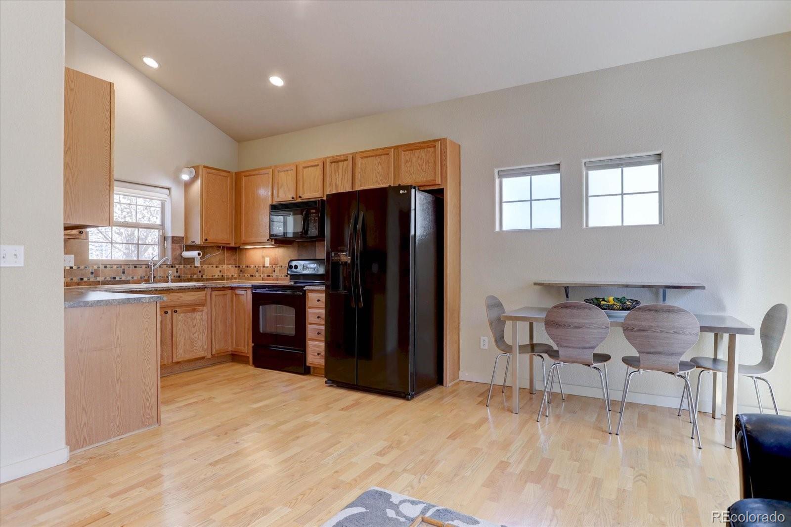 MLS Image #4 for 10138 e 29th drive ,denver, Colorado
