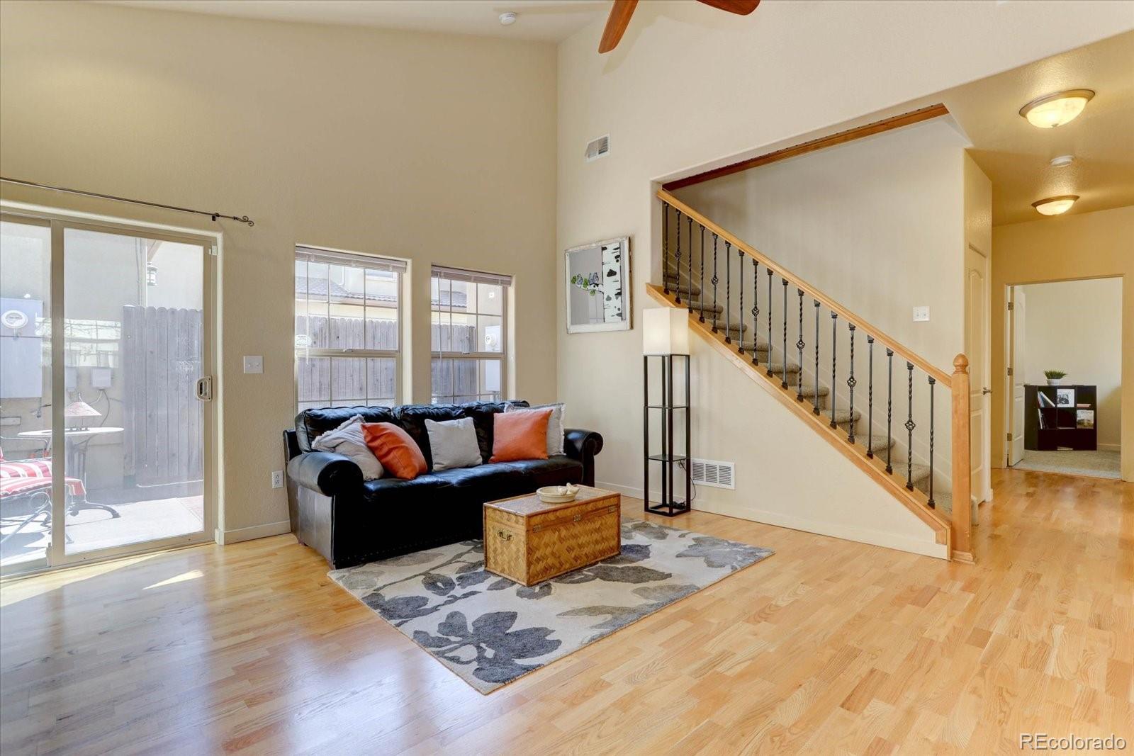 MLS Image #7 for 10138 e 29th drive ,denver, Colorado