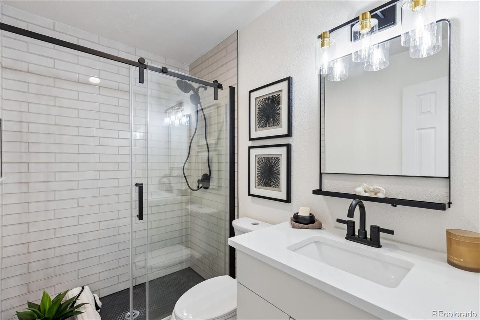 MLS Image #15 for 3402 s elm street,denver, Colorado