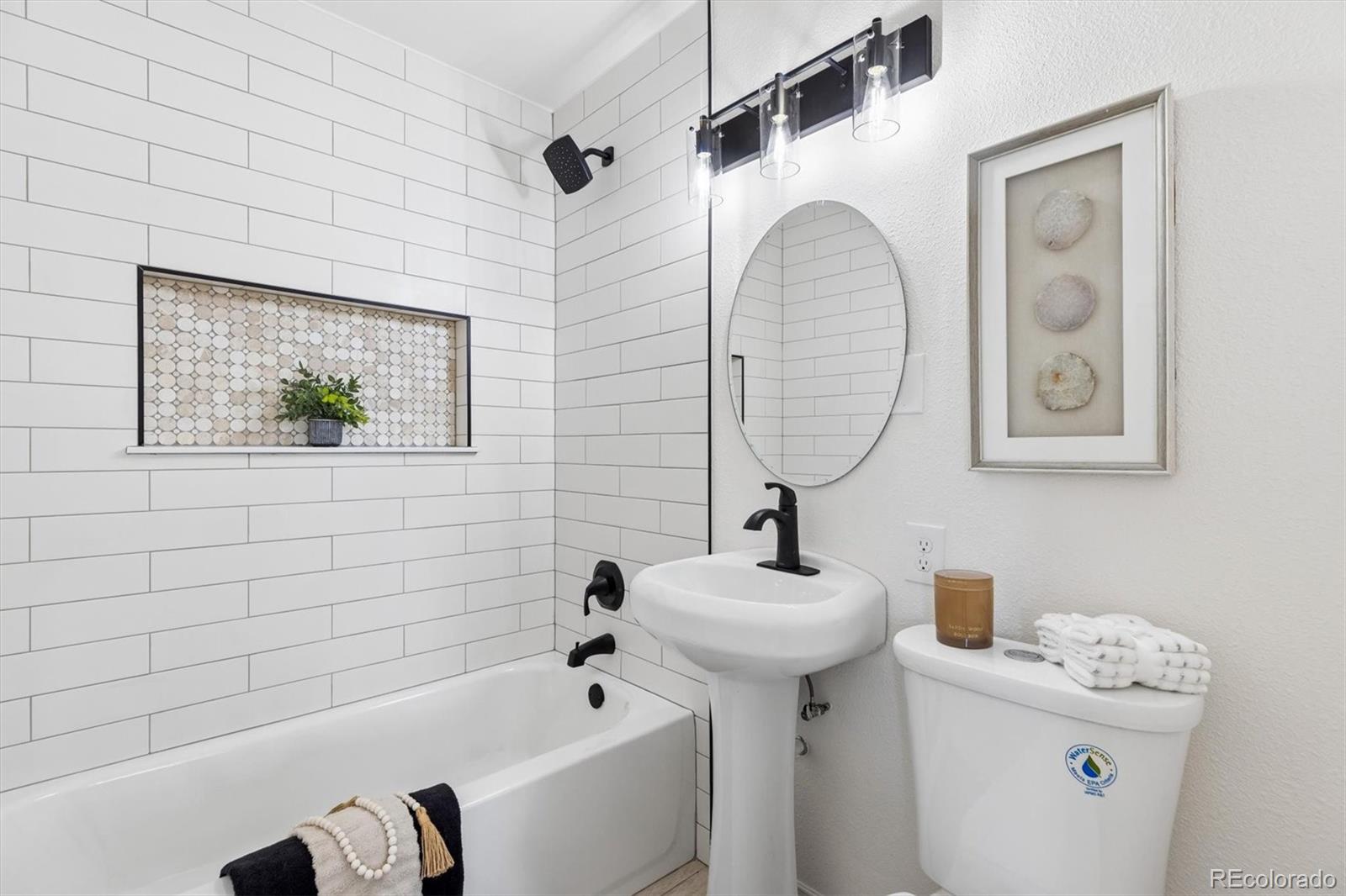 MLS Image #17 for 3402 s elm street,denver, Colorado