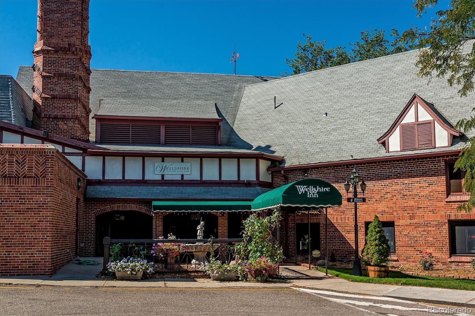MLS Image #29 for 3402 s elm street,denver, Colorado