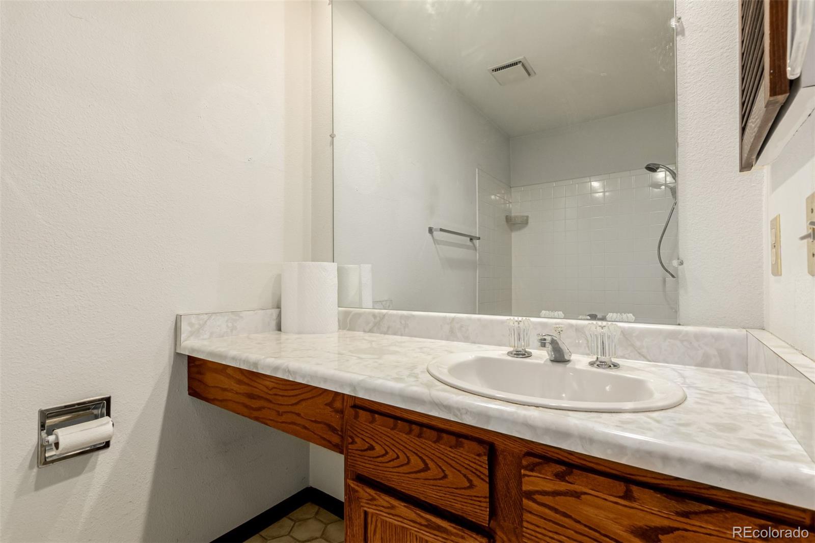 MLS Image #12 for 2191 s victor street,aurora, Colorado