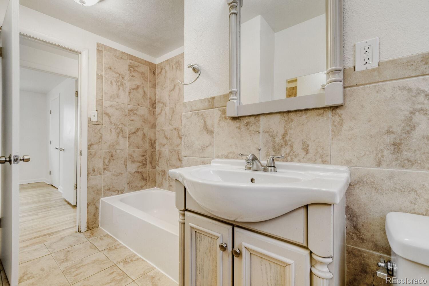 MLS Image #9 for 343  galena street,aurora, Colorado