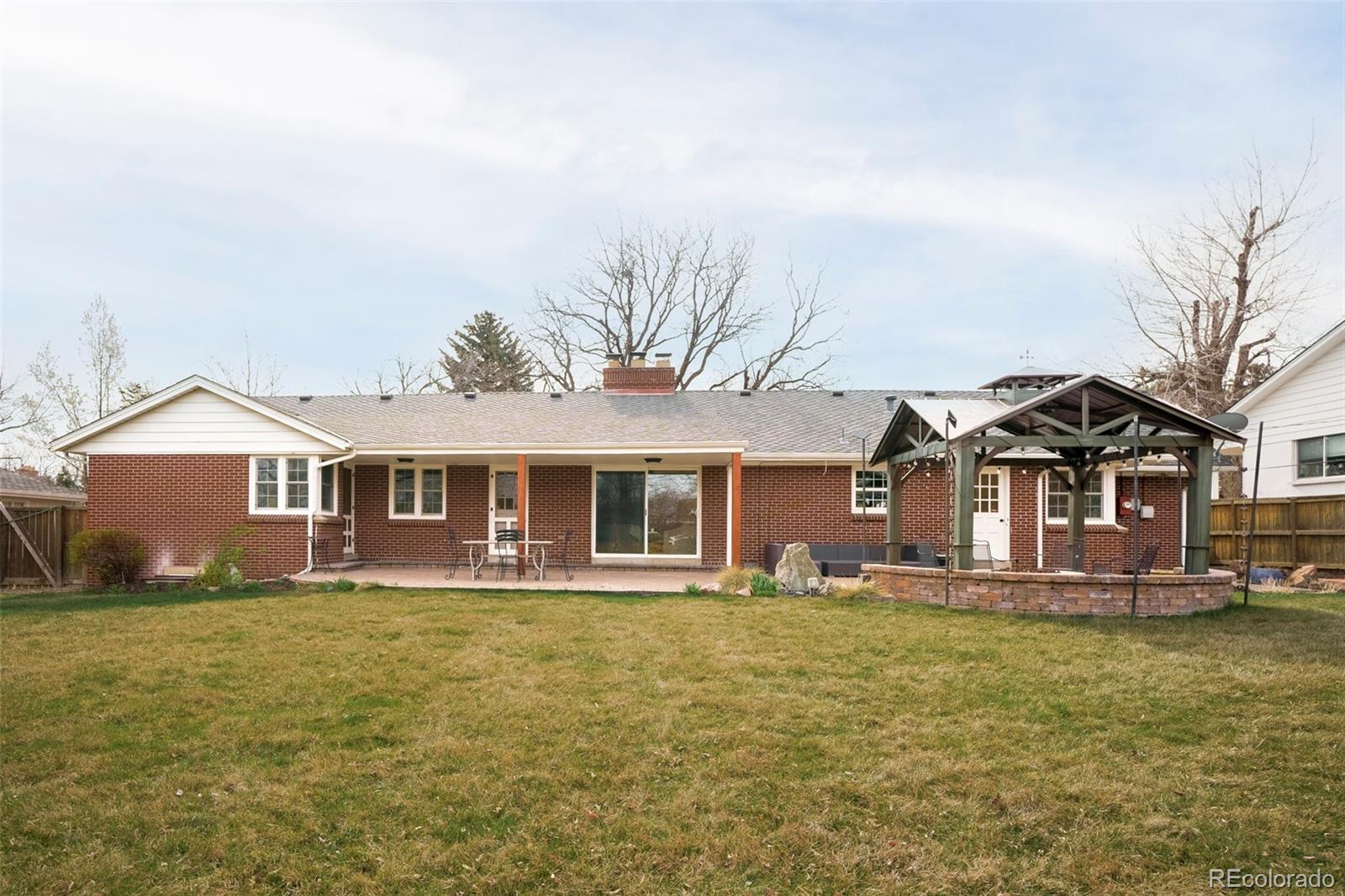 MLS Image #28 for 3931 s hillcrest drive,denver, Colorado