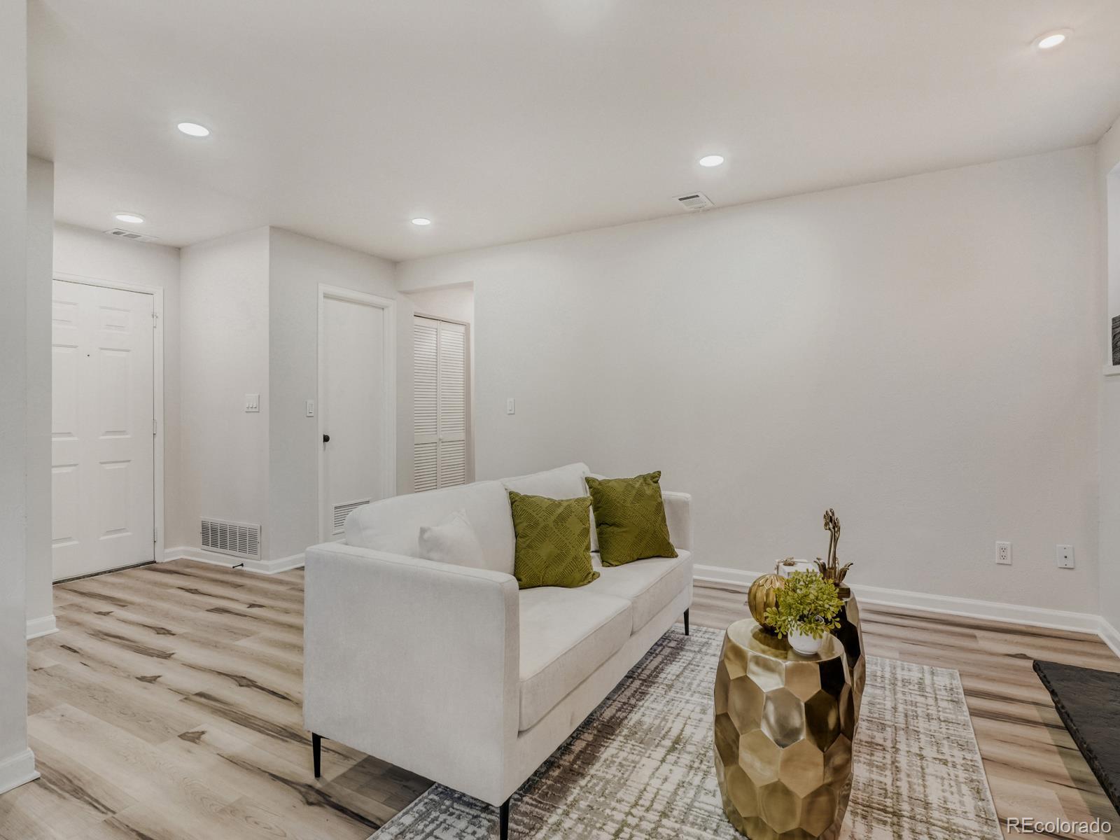 MLS Image #11 for 10950 w florida avenue 304,lakewood, Colorado