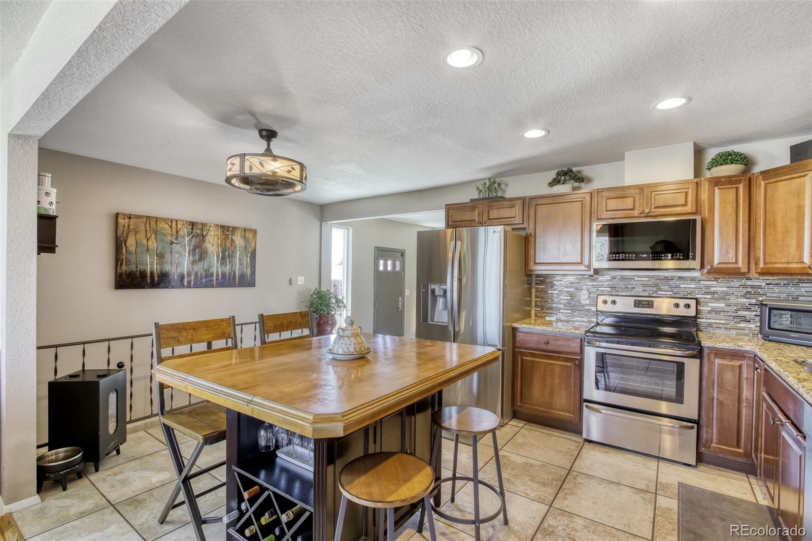 MLS Image #3 for 6594  benton circle,arvada, Colorado
