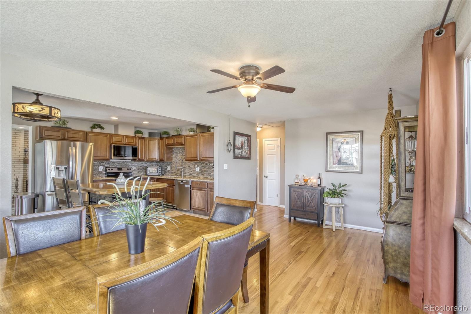 MLS Image #6 for 6594  benton circle,arvada, Colorado