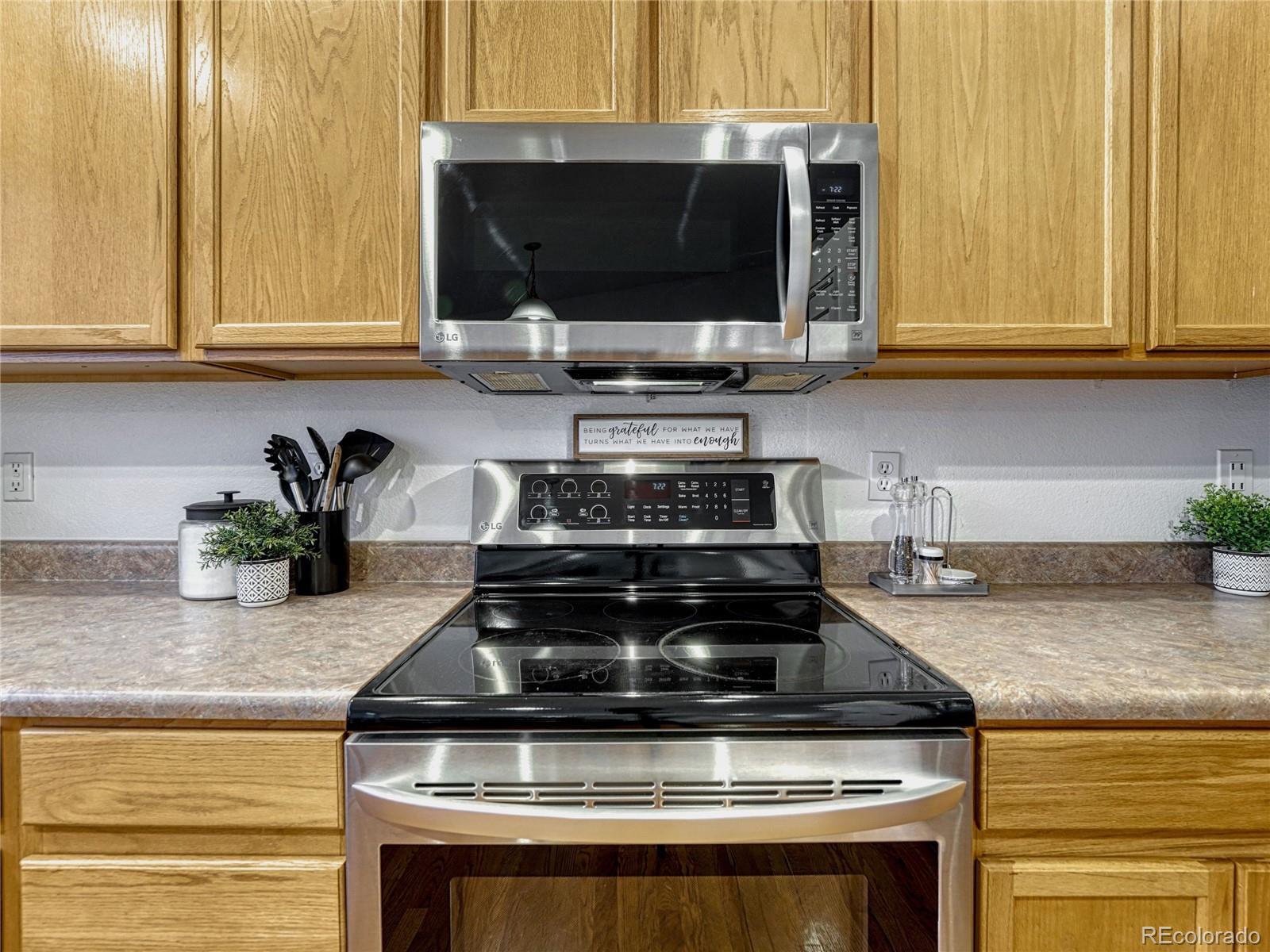 MLS Image #9 for 6553  harvey lane,colorado springs, Colorado