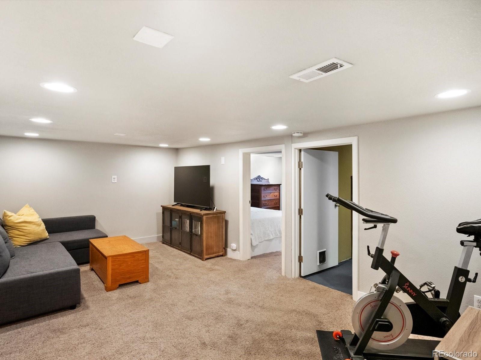 MLS Image #23 for 2959 s delaware street,englewood, Colorado