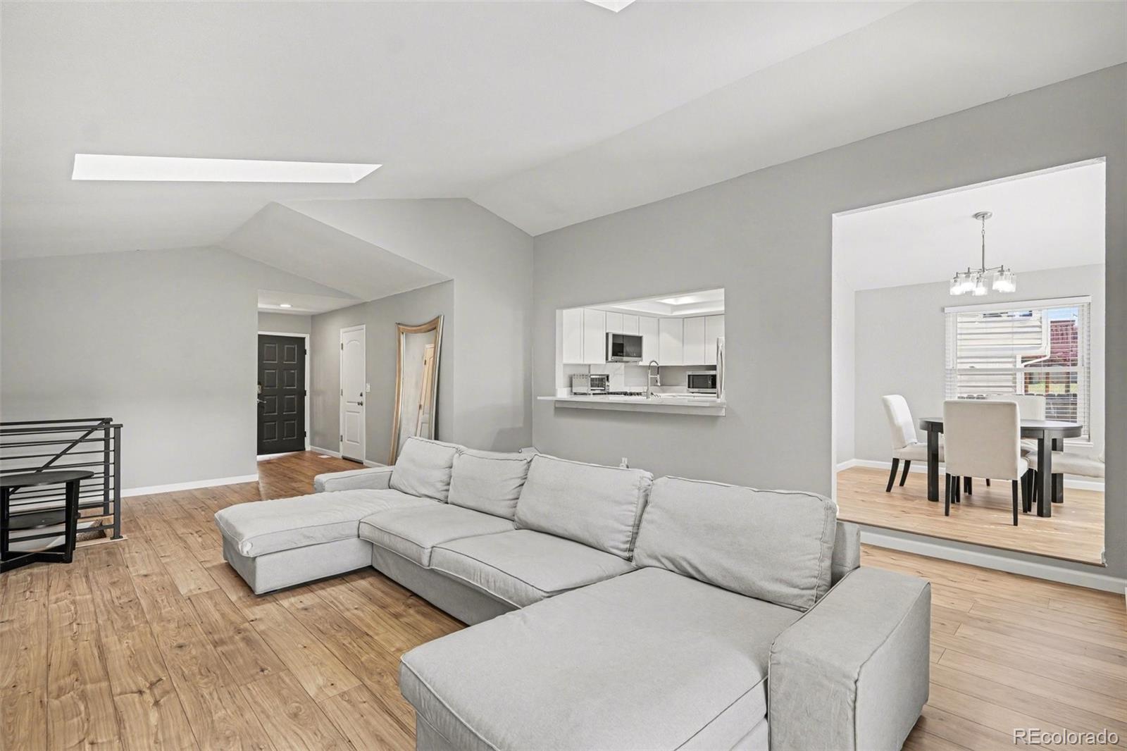 MLS Image #4 for 5875 s jebel way,centennial, Colorado