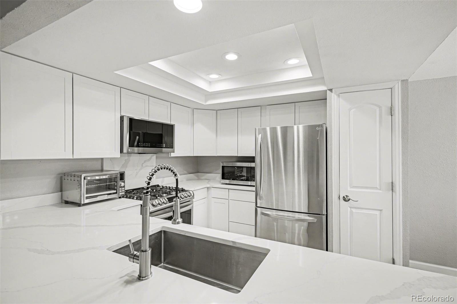 MLS Image #7 for 5875 s jebel way,centennial, Colorado