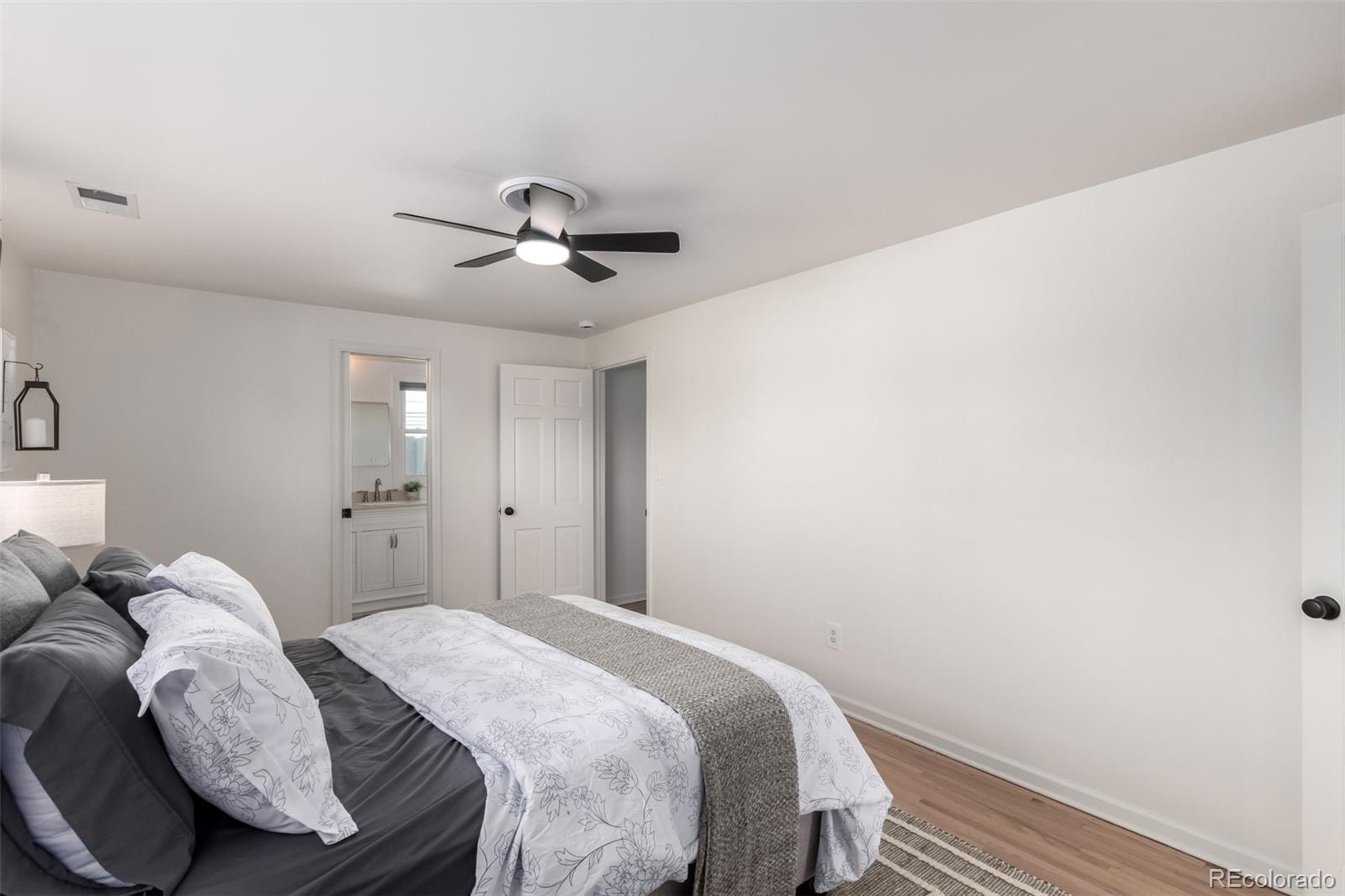 MLS Image #16 for 3750 s hillcrest drive,denver, Colorado