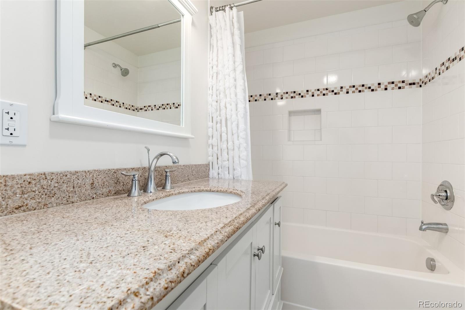 MLS Image #29 for 3750 s hillcrest drive,denver, Colorado