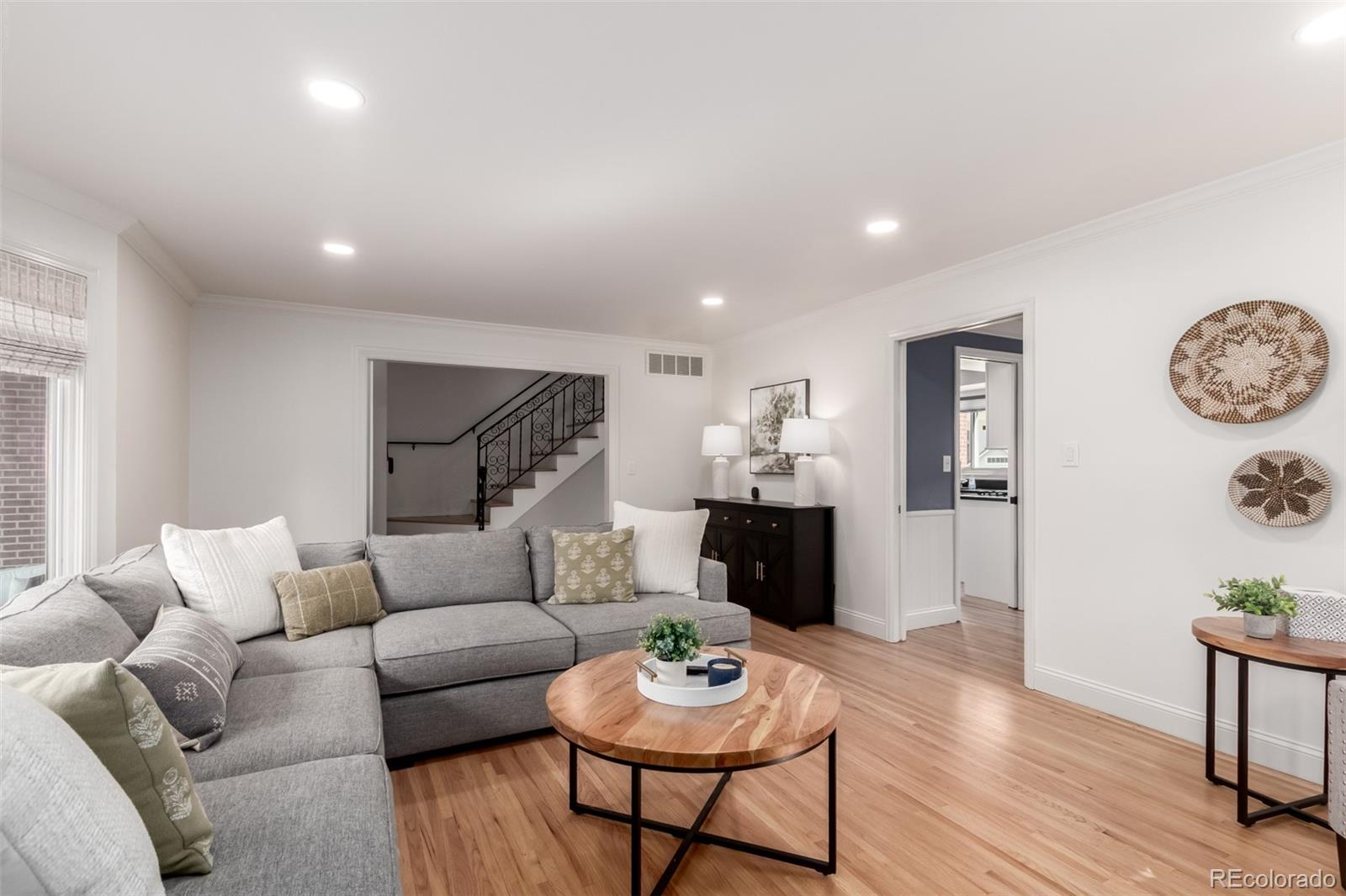 MLS Image #3 for 3750 s hillcrest drive,denver, Colorado