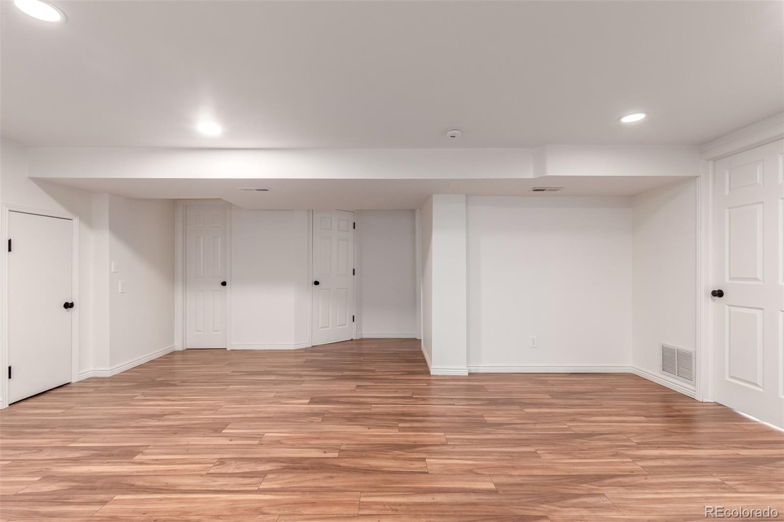 MLS Image #32 for 3750 s hillcrest drive,denver, Colorado
