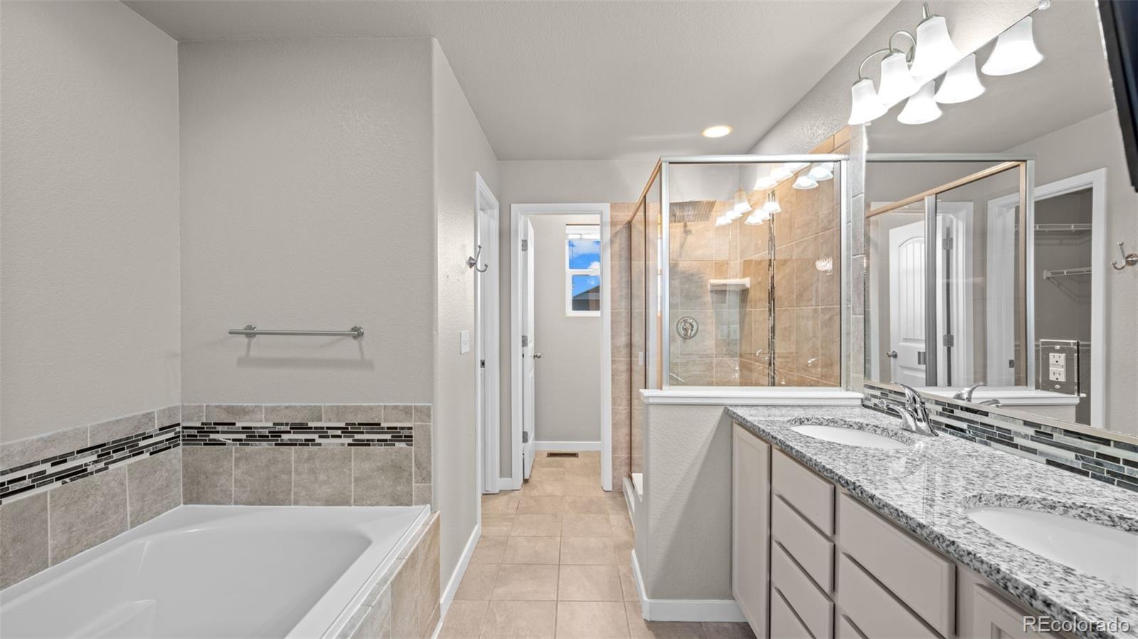 MLS Image #19 for 7316  rim bluff lane,colorado springs, Colorado