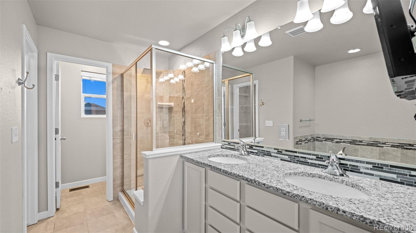 MLS Image #20 for 7316  rim bluff lane,colorado springs, Colorado