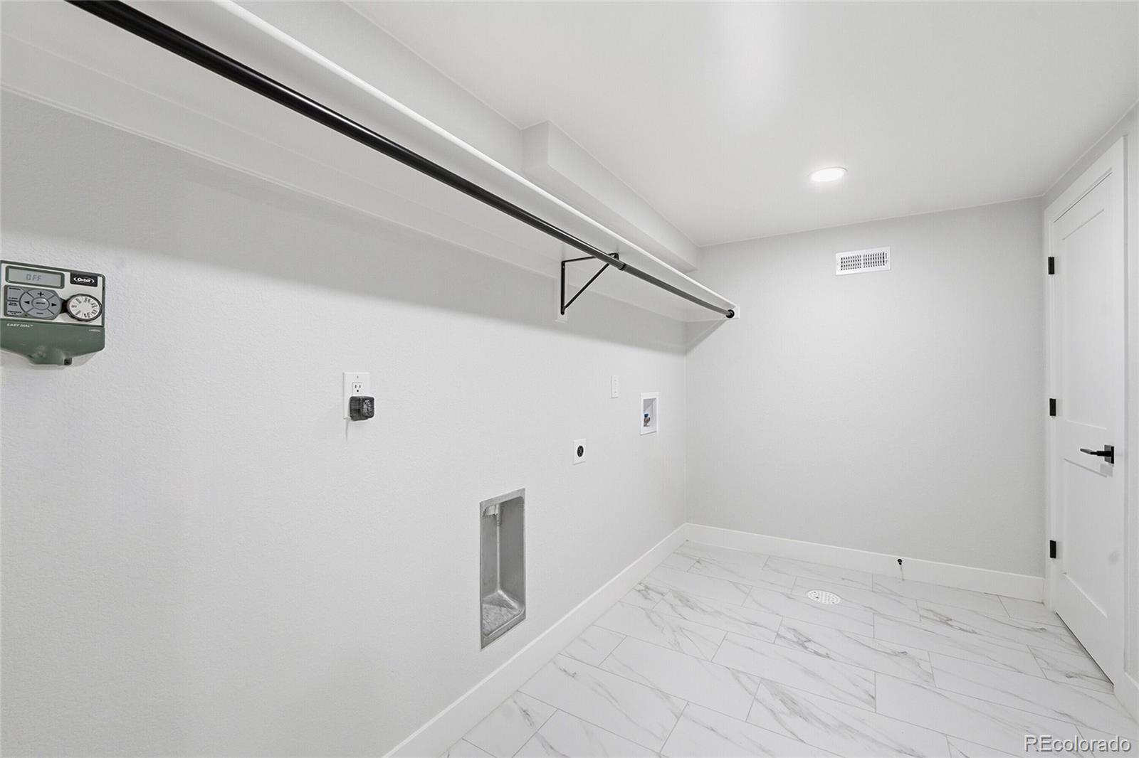 MLS Image #28 for 4026 s magnolia way,denver, Colorado