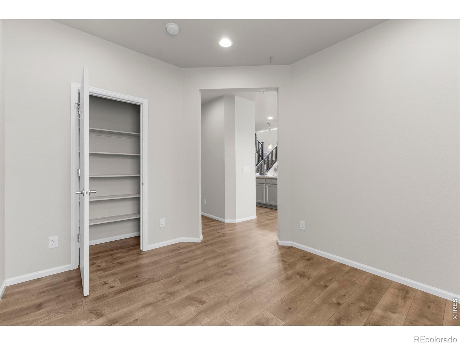 MLS Image #17 for 3352  ice lake court,loveland, Colorado