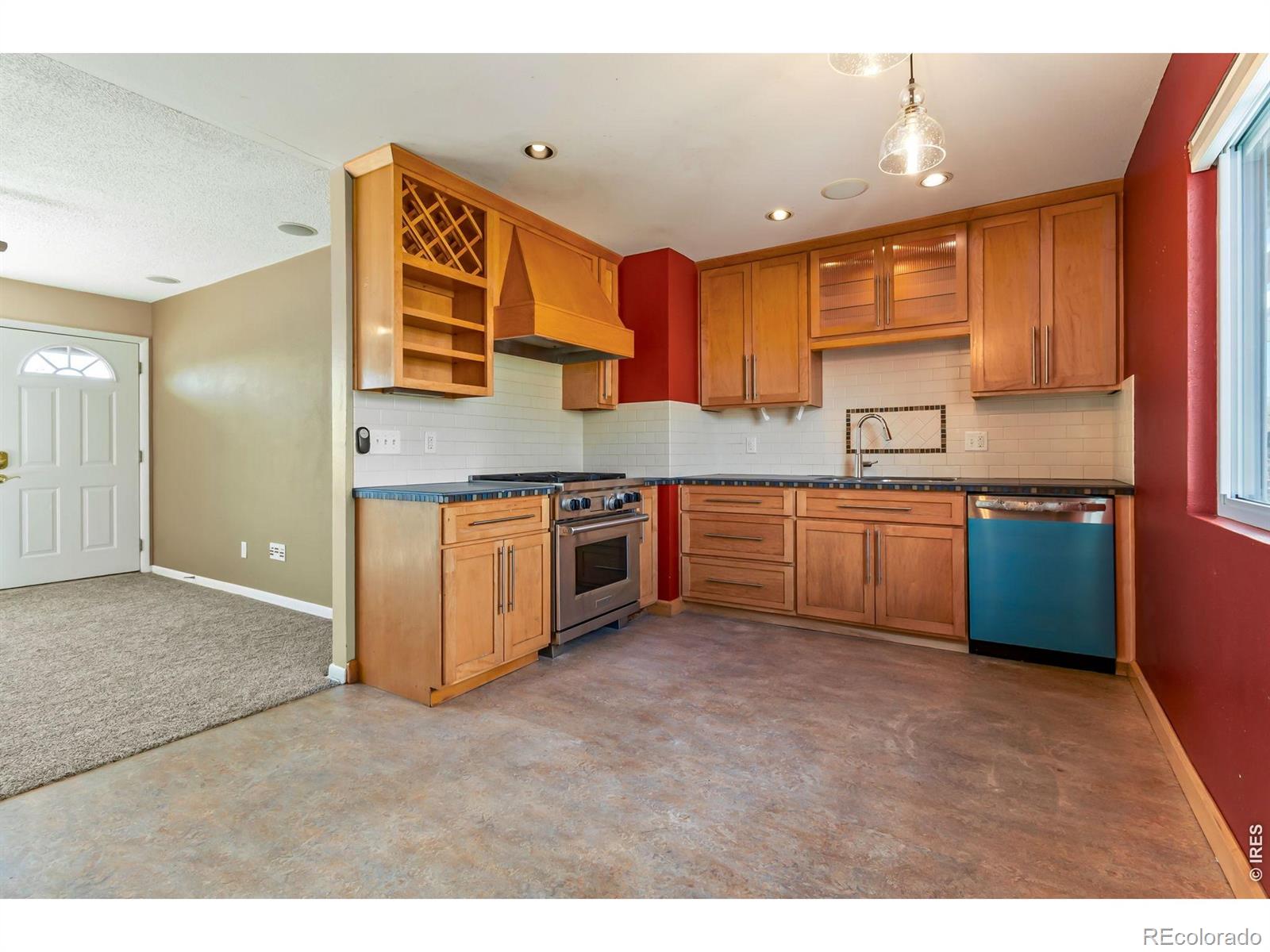 MLS Image #6 for 811 s van buren avenue,loveland, Colorado