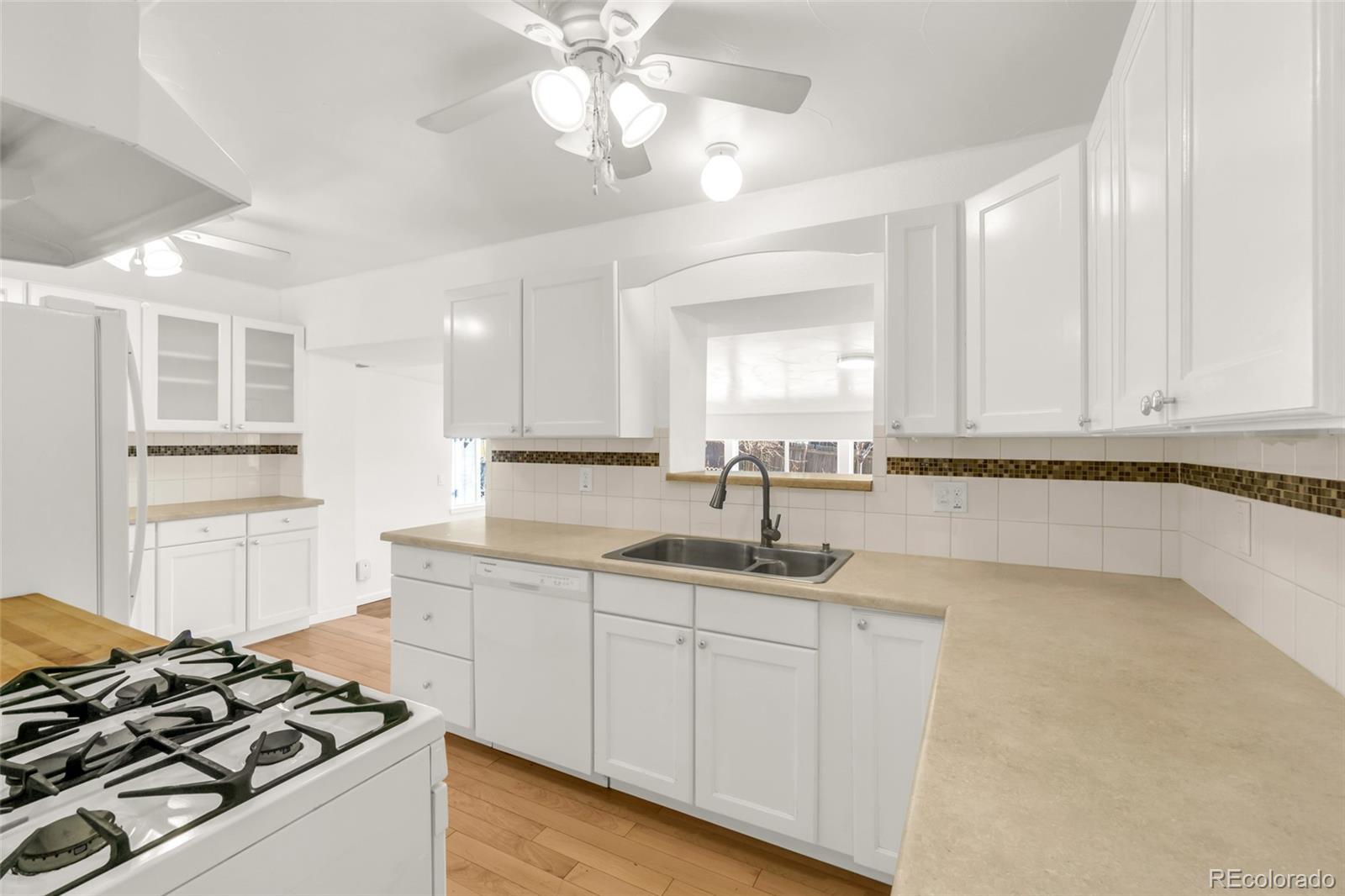 MLS Image #9 for 142  delta street,denver, Colorado