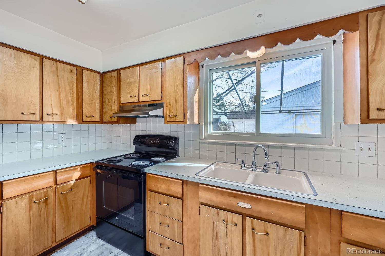 MLS Image #8 for 1660 s fillmore street,denver, Colorado