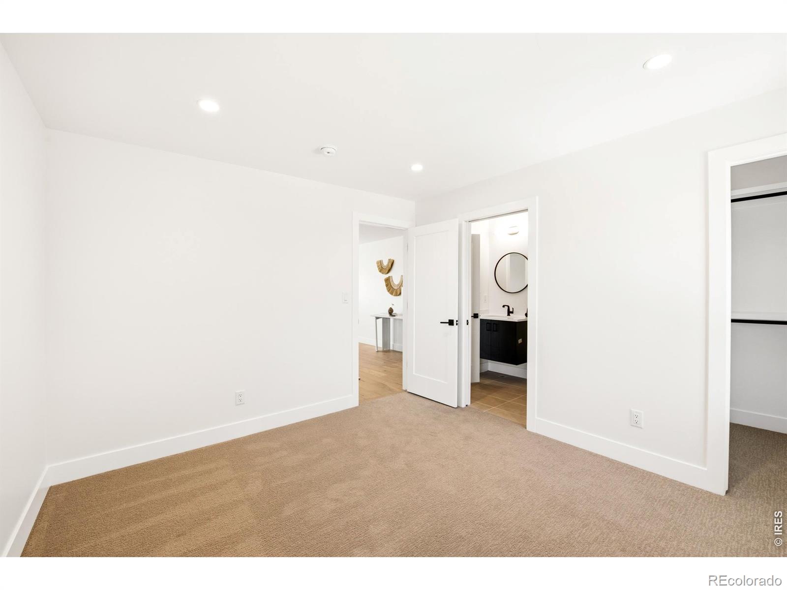 MLS Image #37 for 857  eudora street,denver, Colorado
