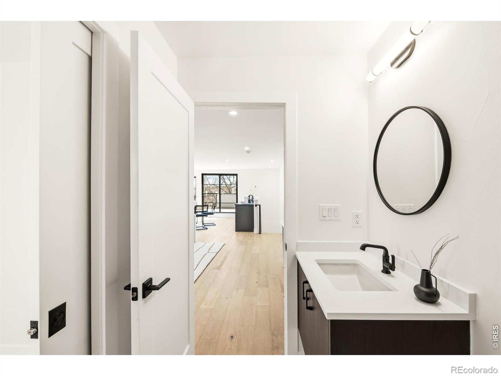 MLS Image #39 for 857  eudora street,denver, Colorado