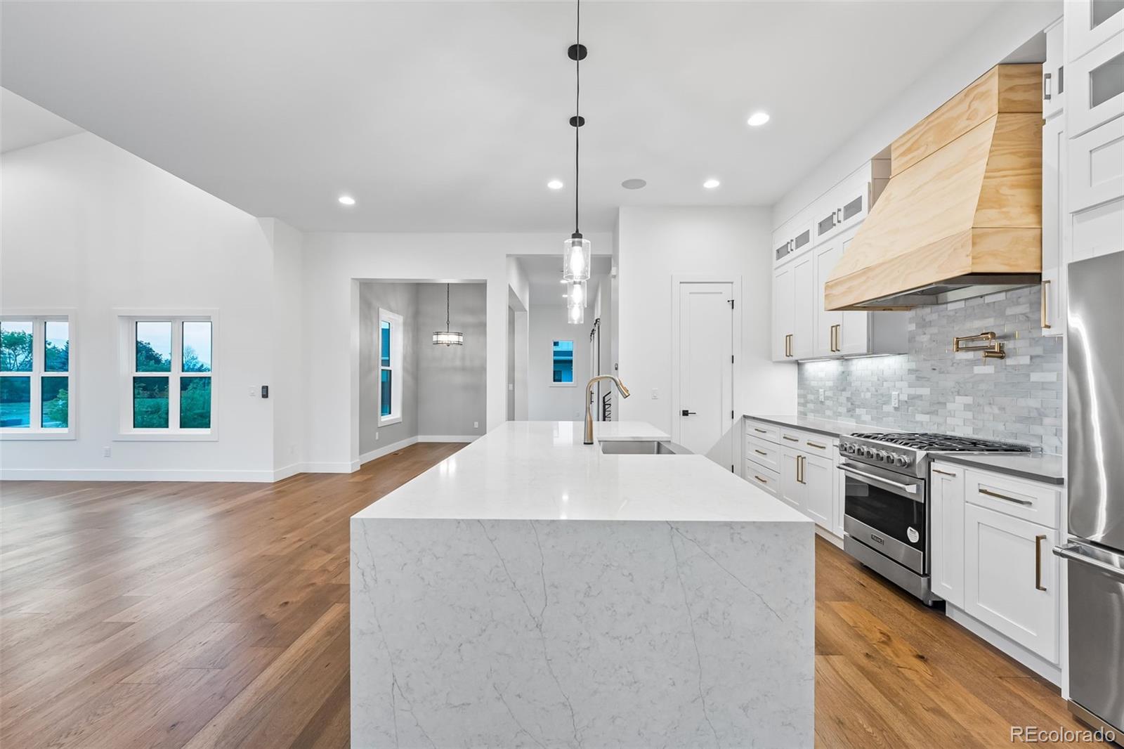 MLS Image #21 for 8210 w tennessee court,lakewood, Colorado