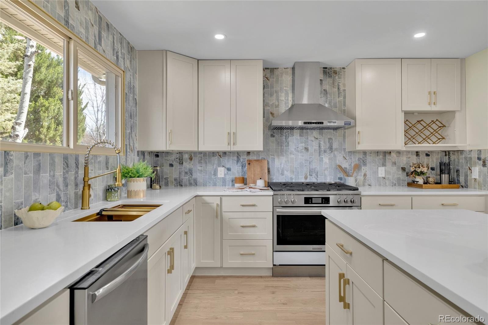 MLS Image #8 for 6835 w polk avenue,littleton, Colorado