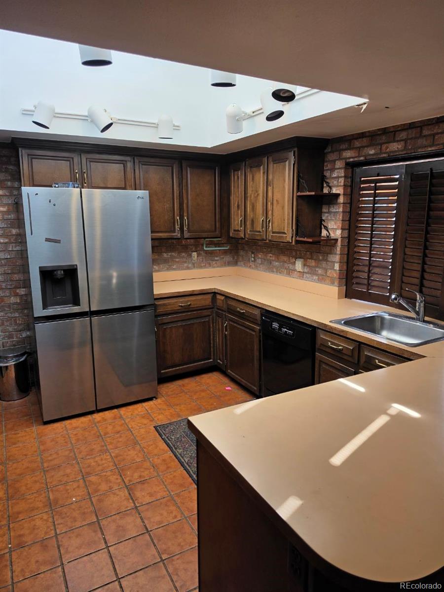 MLS Image #3 for 2713 s paris place,aurora, Colorado