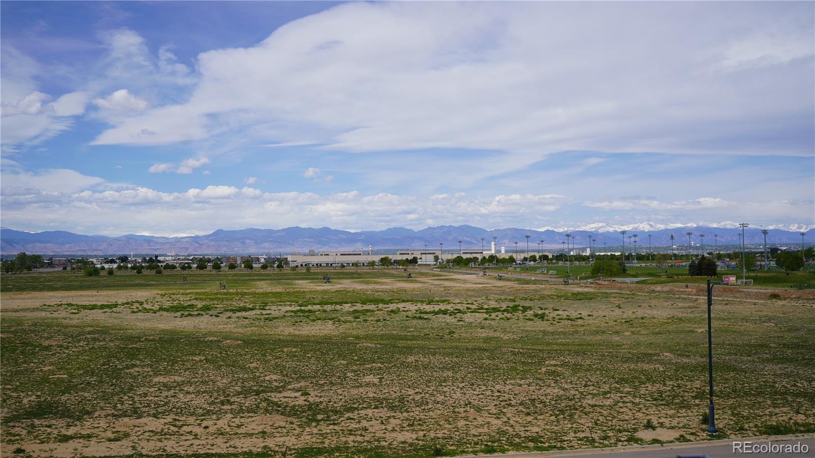 MLS Image #10 for 5702  central park boulevard 311,denver, Colorado