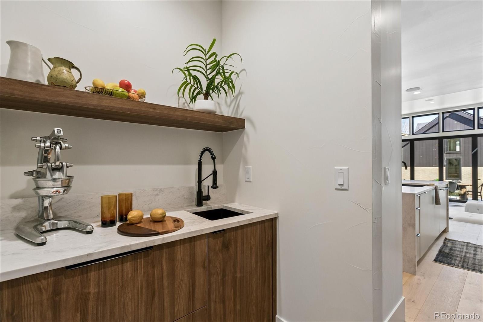 MLS Image #10 for 2832  vallejo street,denver, Colorado