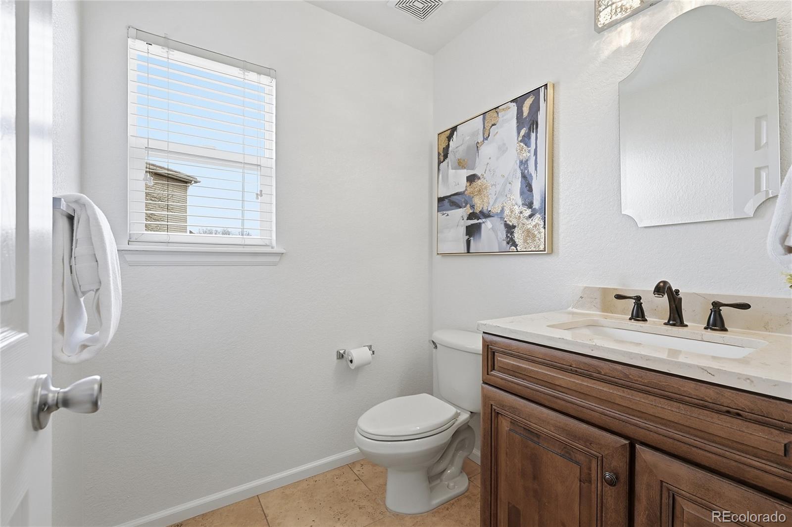 MLS Image #16 for 21084 e 49th avenue,denver, Colorado