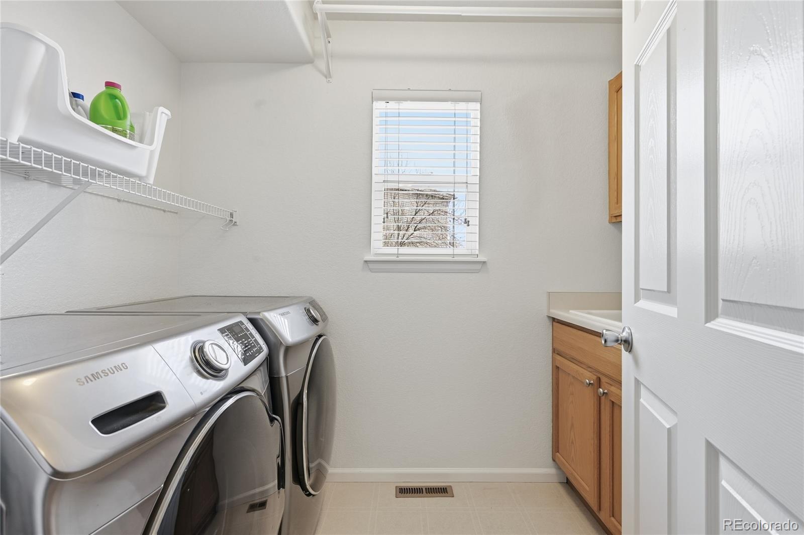 MLS Image #17 for 21084 e 49th avenue,denver, Colorado