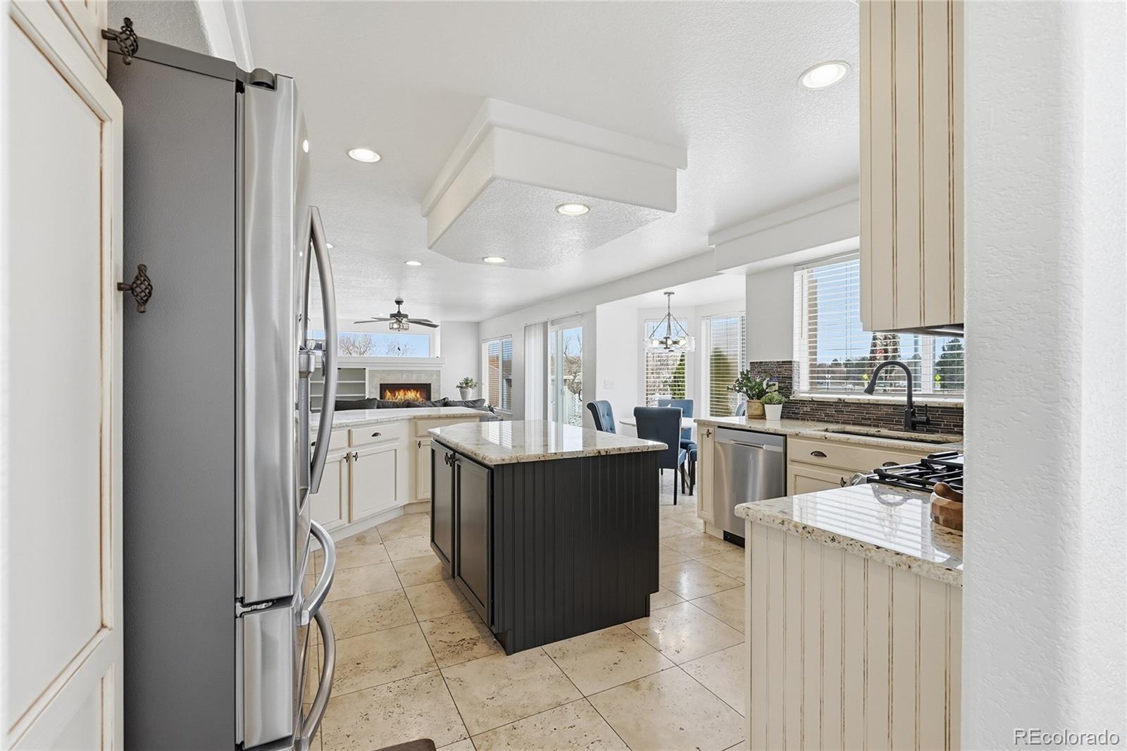 MLS Image #9 for 21084 e 49th avenue,denver, Colorado