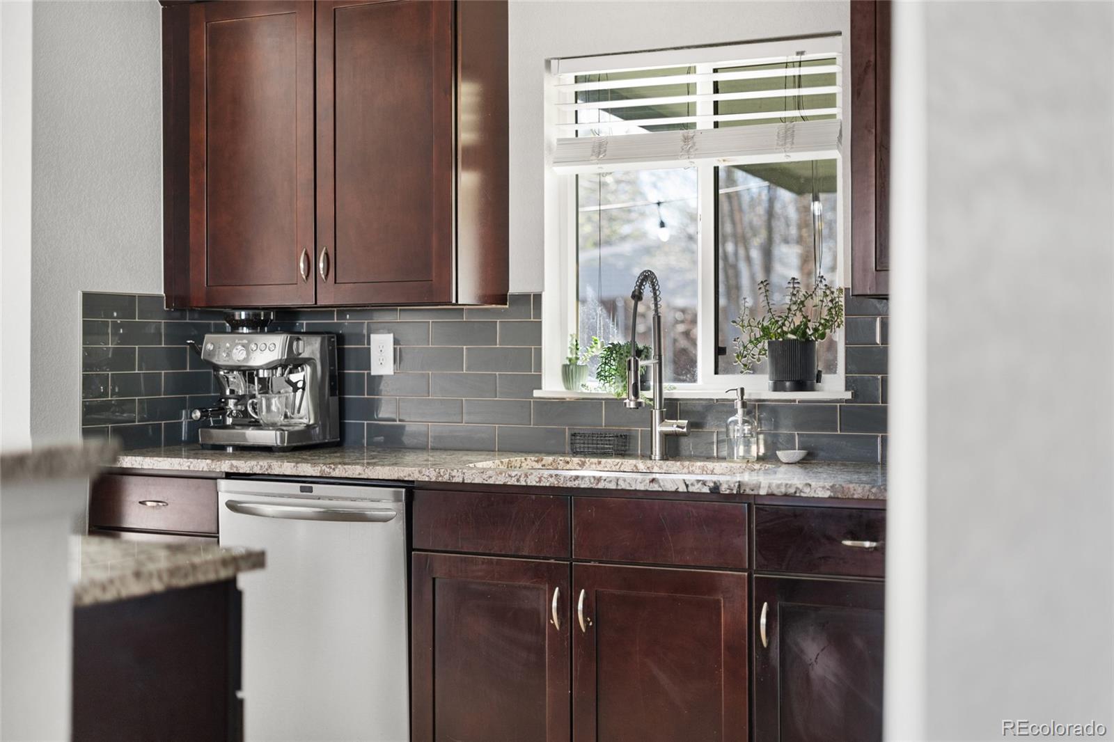 MLS Image #12 for 5075  umatilla street,denver, Colorado