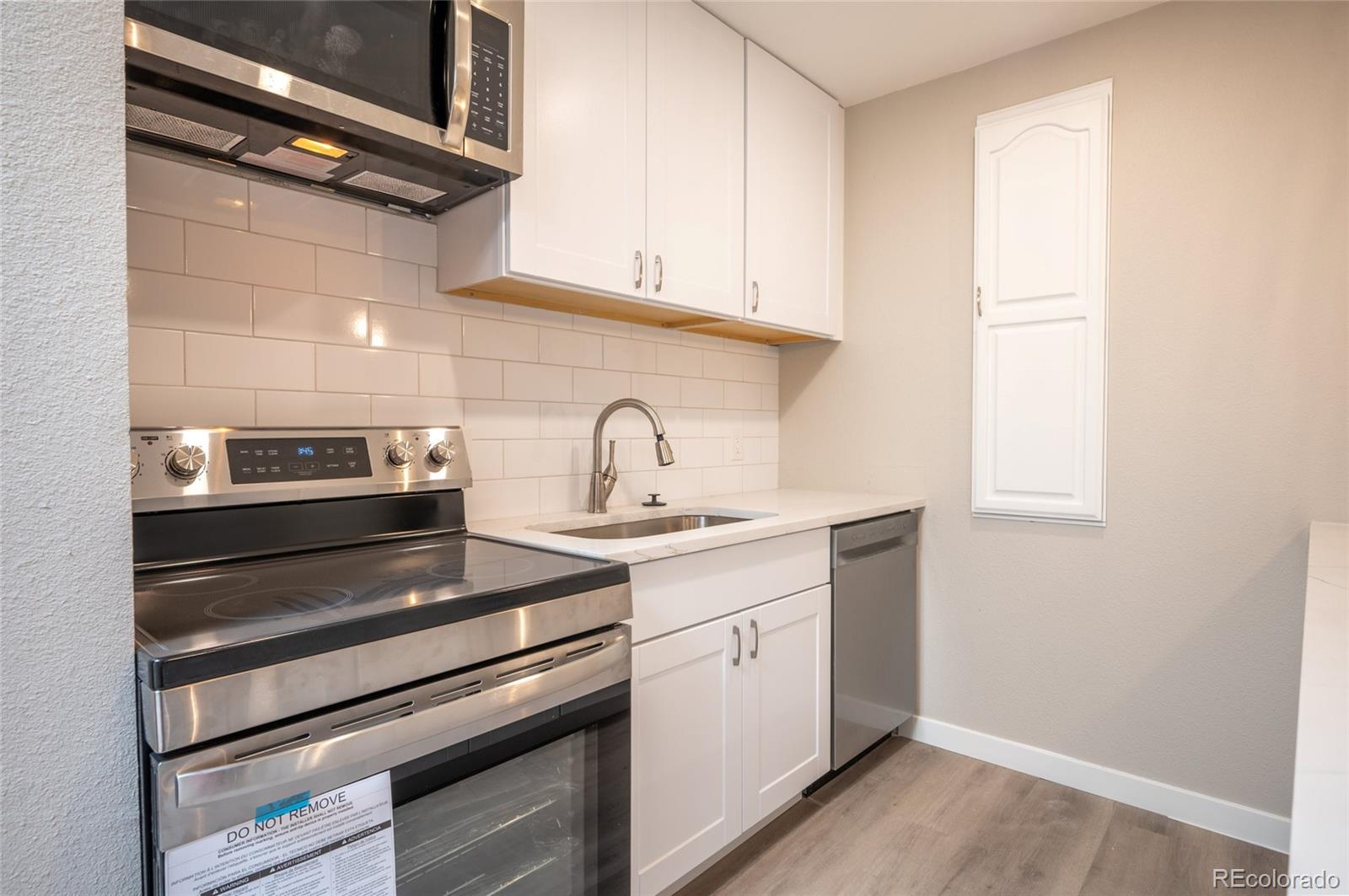 MLS Image #2 for 2225 s jasmine street 303,denver, Colorado
